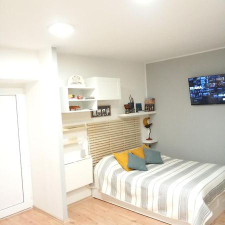 Studio Apartman "Nicole" Pula Luaran gambar