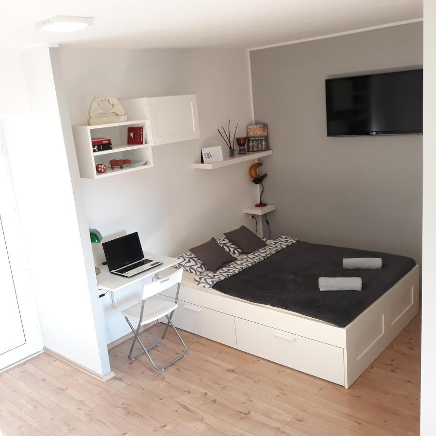 Studio Apartman "Nicole" Pula Luaran gambar